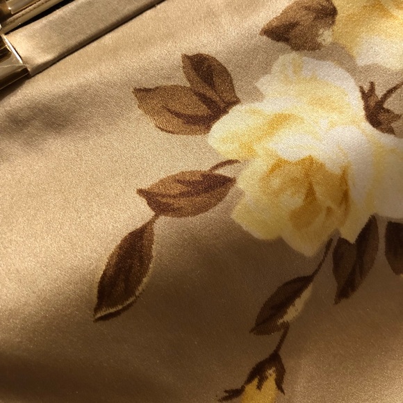 Banana Republic Satin Frame Purse - Picture 5 of 8